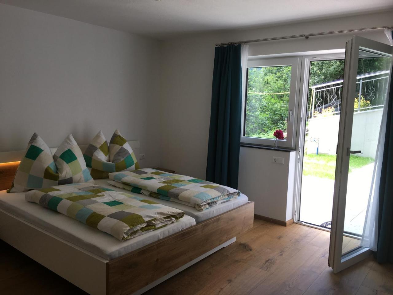 Koflers Ferienwohnungen Oberperfuss Buitenkant foto